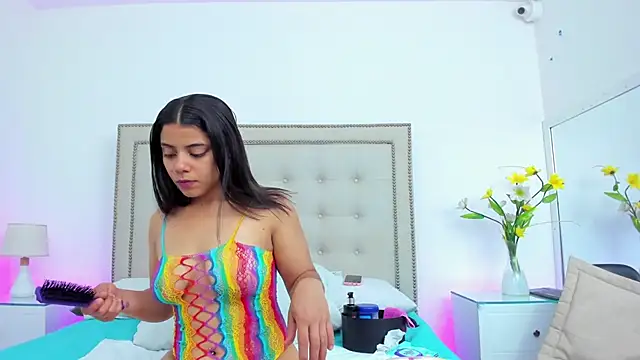 JulieeHabubu online show from March 13, 2026, 3:22 am