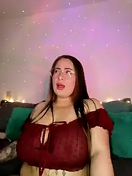 soofy   online show from October 19, 2025, 2:31 pm