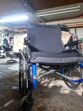 Frankdick01 online show from March 11, 2026, 8:25 pm