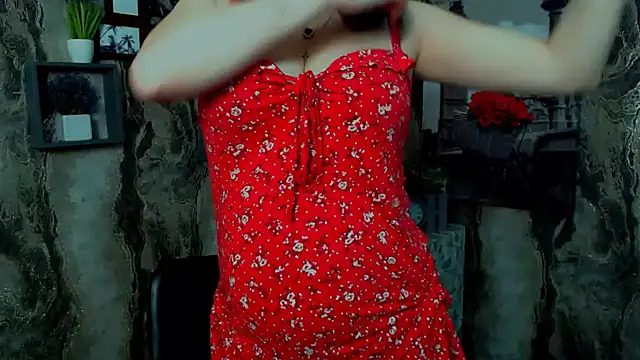 AliceSexyyy  online show from February 9, 2026, 4:32 am