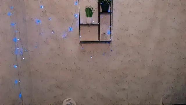 AliceSexyyy  online show from February 12, 2025, 4:54 am