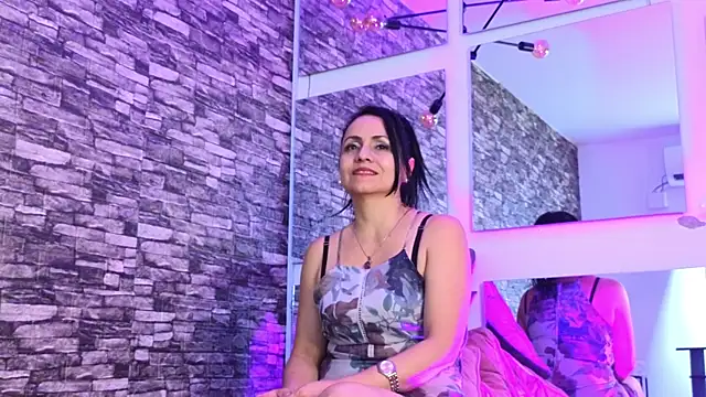 monicarousey online show from February 12, 2025, 10:46 am