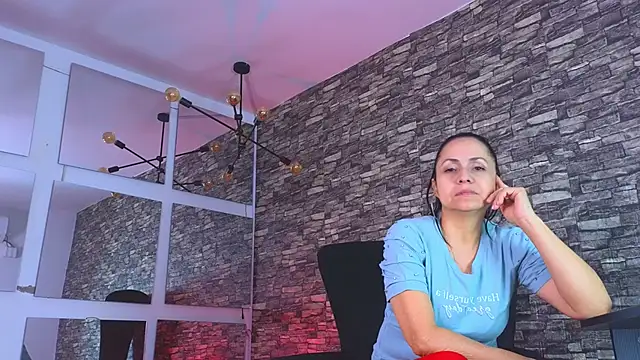 monicarousey online show from September 13, 2025, 10:37 am