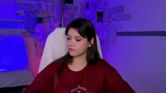 Snapshot of EvaThopson chatting on February 15, 2026, 7:51 am EvaThopson online show from February 15, 2026, 7:51 am