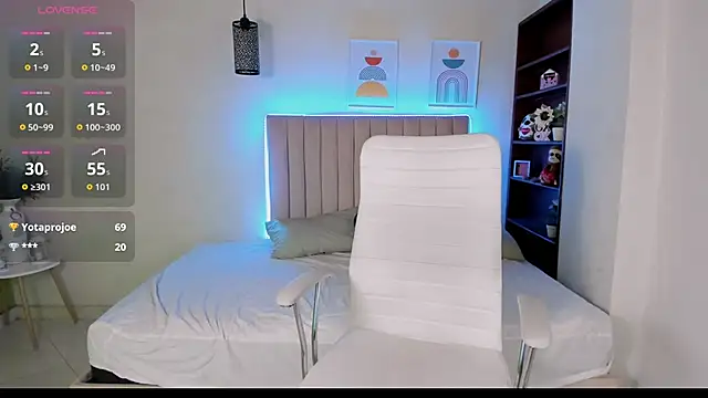 Snapshot of kithana_jazmin chatting on October 21, 2025, 11:09 am kithana jazmin online show from October 21, 2025, 11:09 am