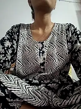 Snapshot of pikubaby chatting on September 28, 2025, 7:10 pm pikubaby online show from September 28, 2025, 7:10 pm