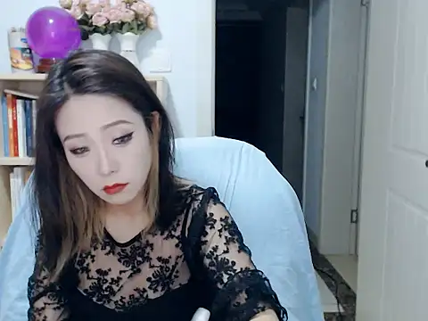 SuSushi728 online show from June 25, 2026, 4:12 pm