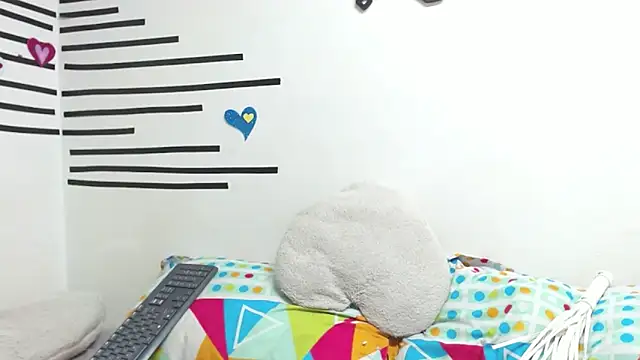 Snapshot of Emawalker_ chatting on September 26, 2025, 8:27 pm Emawalker online show from September 26, 2025, 8:27 pm