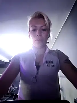 Tefannyy  online show from April 2, 2026, 6:14 pm