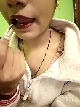 EACH 555 online show from January 5, 2026, 6:44 pm