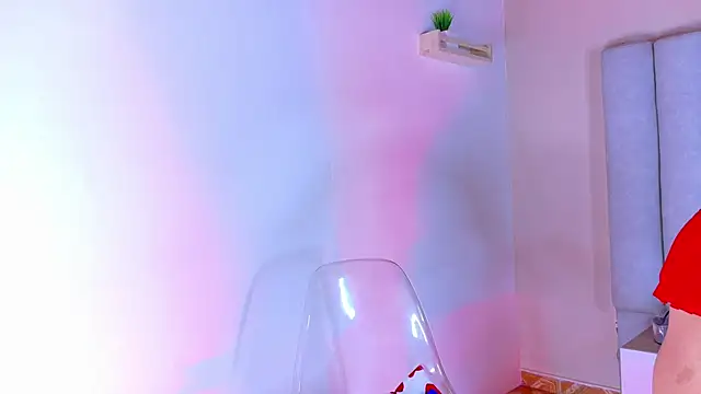 Snapshot of ChanelAdamss_ chatting on October 18, 2025, 2:57 am ChanelAdamss  online show from October 18, 2025, 2:57 am