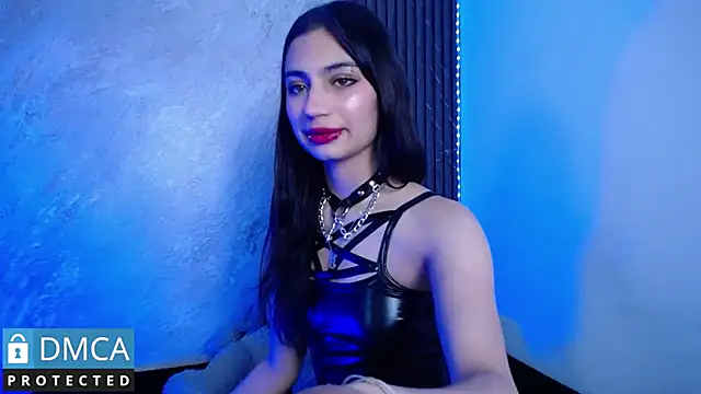 SolBeaumont1 online show from March 12, 2025, 7:04 pm