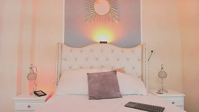 Snapshot of Ambar_Collingg chatting on September 16, 2025, 1:45 pm Ambar Collingg online show from September 16, 2025, 1:45 pm