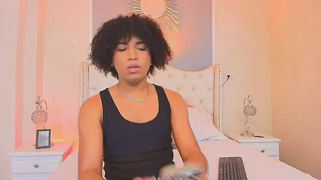 Snapshot of Ambar_Collingg chatting on September 26, 2025, 1:07 pm Ambar Collingg online show from September 26, 2025, 1:07 pm