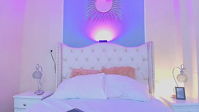 Snapshot of Ambar_Collingg chatting on October 21, 2025, 3:55 pm Ambar Collingg online show from October 21, 2025, 3:55 pm