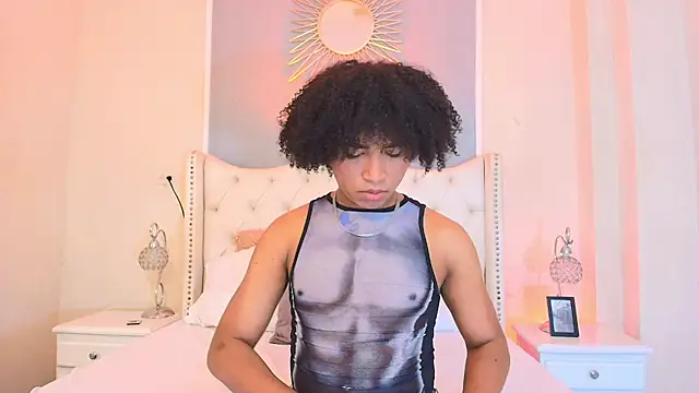 Snapshot of Ambar_Collingg chatting on September 9, 2025, 2:04 pm Ambar Collingg online show from September 9, 2025, 2:04 pm