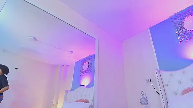 Snapshot of Ambar_Collingg chatting on October 22, 2025, 1:54 pm Ambar Collingg online show from October 22, 2025, 1:54 pm