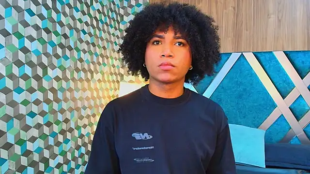 Snapshot of Ambar_Collingg chatting on October 31, 2025, 1:57 am Ambar Collingg online show from October 31, 2025, 1:57 am