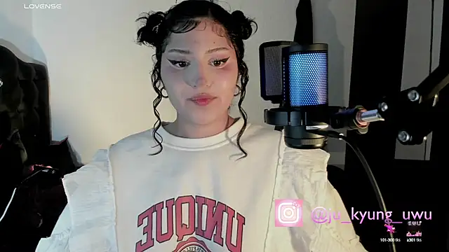 Snapshot of Ju_Kyung chatting on March 14, 2025, 7:59 am Ju Kyung online show from March 14, 2025, 7:59 am