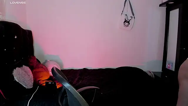 Snapshot of Ju_Kyung chatting on February 15, 2025, 8:00 am Ju Kyung online show from February 15, 2025, 8:00 am