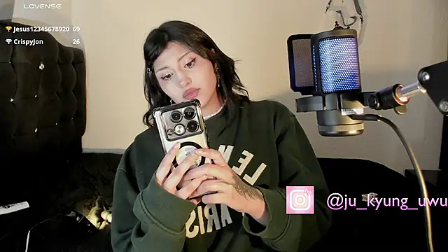 Snapshot of Ju_Kyung chatting on March 1, 2025, 10:24 am Ju Kyung online show from March 1, 2025, 10:24 am