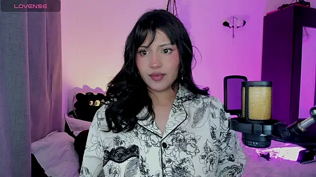 Snapshot of Ju_Kyung chatting on October 2, 2025, 2:26 am Ju Kyung online show from October 2, 2025, 2:26 am