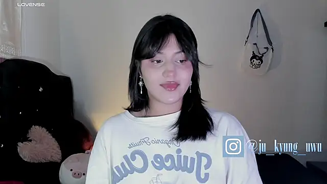 Snapshot of Ju_Kyung chatting on February 12, 2025, 10:03 am Ju Kyung online show from February 12, 2025, 10:03 am