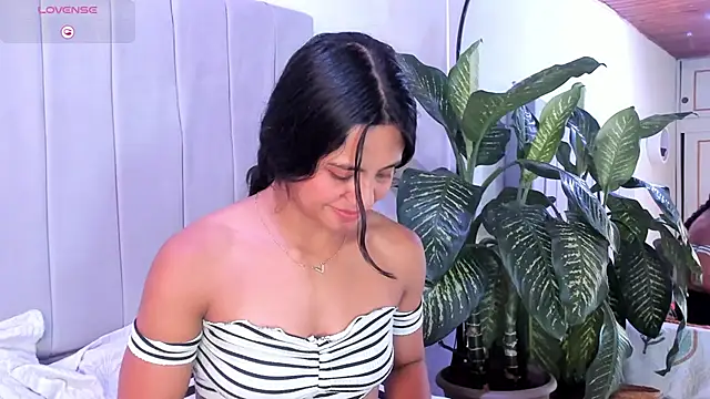 Mindy sweety online show from March 7, 2025, 7:49 pm
