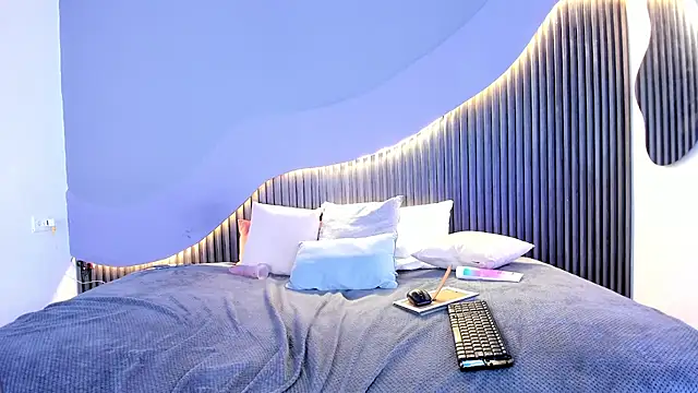 Snapshot of Ifis_tiresia1 chatting on January 19, 2025, 5:37 am Ifis tiresia1 online show from January 19, 2025, 5:37 am