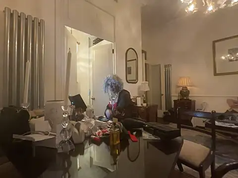 francaFerrariRoma online show from March 2, 2025, 10:02 pm