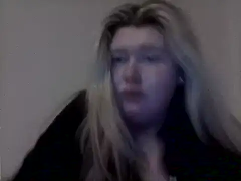 lilah-xo online show from March 8, 2025, 11:49 pm