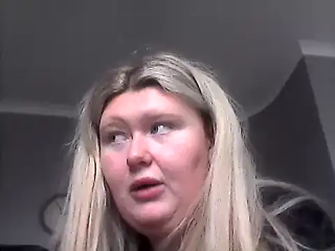 lilah-xo online show from March 7, 2025, 11:27 pm