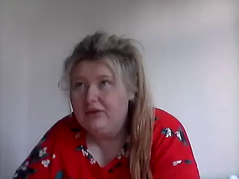 lilah-xo online show from January 15, 2025, 10:38 am