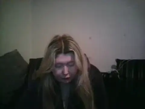 lilah-xo online show from December 18, 2024, 11:08 pm