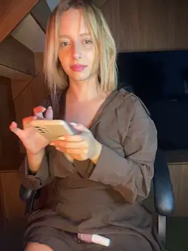 Bellahcha online show from May 16, 2026, 1:26 am
