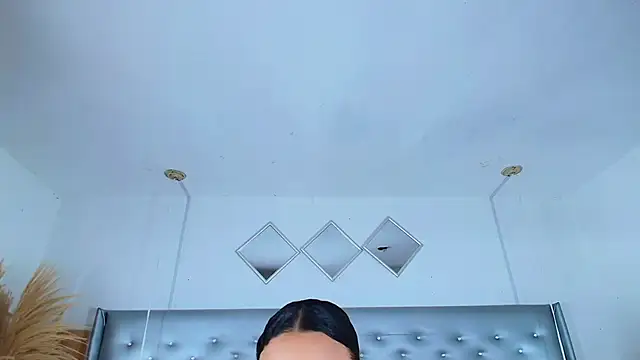 Snapshot of EileenBenzon chatting on March 6, 2025, 5:43 pm EileenBenzon online show from March 6, 2025, 5:43 pm