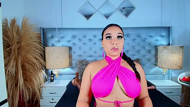 Snapshot of EileenBenzon chatting on February 26, 2025, 2:59 pm EileenBenzon online show from February 26, 2025, 2:59 pm