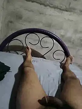 marcuszza22 online show from February 21, 2025, 10:04 pm