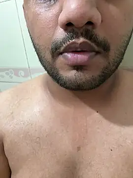 ved240 online show from April 18, 2026, 6:21 pm