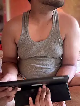 ved240 online show from November 20, 2025, 7:31 am