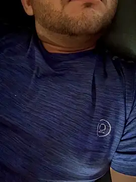 Snapshot of ved240 chatting on October 15, 2025, 7:05 am ved240 online show from October 15, 2025, 7:05 am