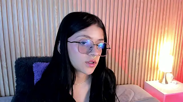 Snapshot of lana_dol chatting on September 26, 2025, 4:14 pm lana dol online show from September 26, 2025, 4:14 pm