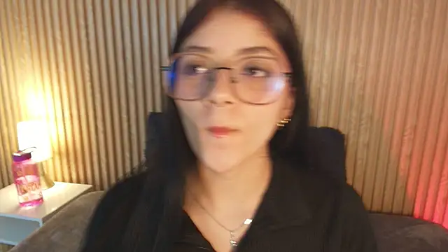 Snapshot of lana_dol chatting on October 14, 2025, 2:50 pm lana dol online show from October 14, 2025, 2:50 pm