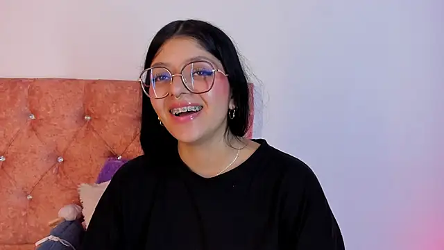 lana dol online show from February 27, 2025, 2:43 pm