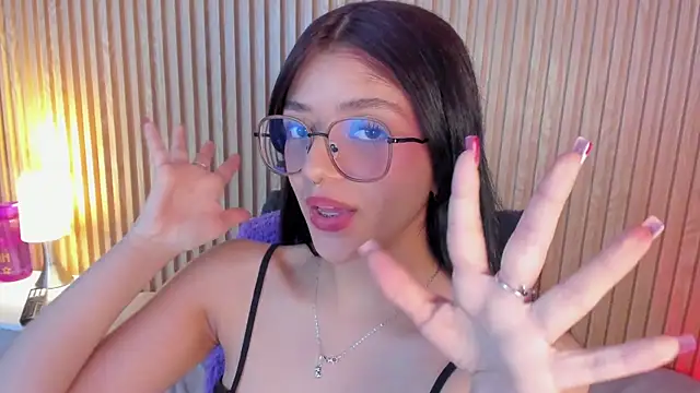 Snapshot of lana_dol chatting on October 20, 2025, 1:00 pm lana dol online show from October 20, 2025, 1:00 pm