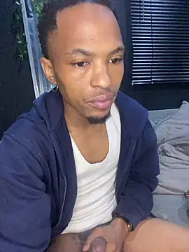 BlueIceCube online show from April 3, 2026, 11:44 pm