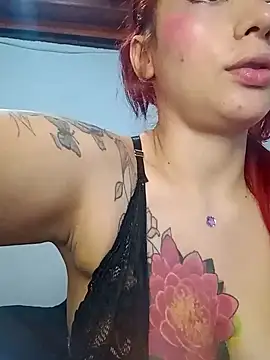 Snapshot of cherrydelioncourt chatting on March 23, 2025, 7:31 am cherrydelioncourt online show from March 23, 2025, 7:31 am