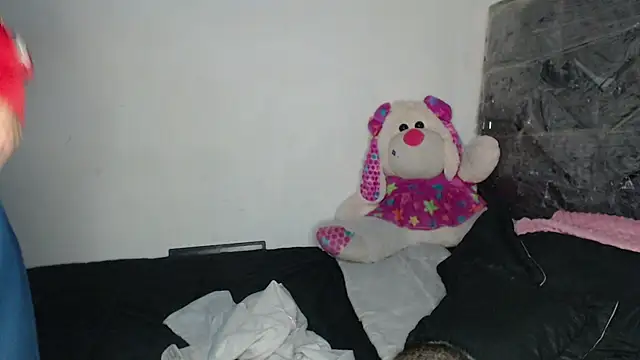 Snapshot of skinny_sweet2411 chatting on February 6, 2026, 11:12 pm skinny sweet2411 online show from February 6, 2026, 11:12 pm