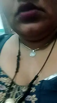 Snapshot of seemi_bhabhi chatting on March 4, 2025, 11:51 am seemi bhabhi online show from March 4, 2025, 11:51 am