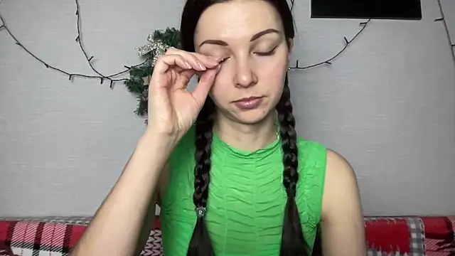 MonicaYour online show from December 1, 2024, 9:09 pm